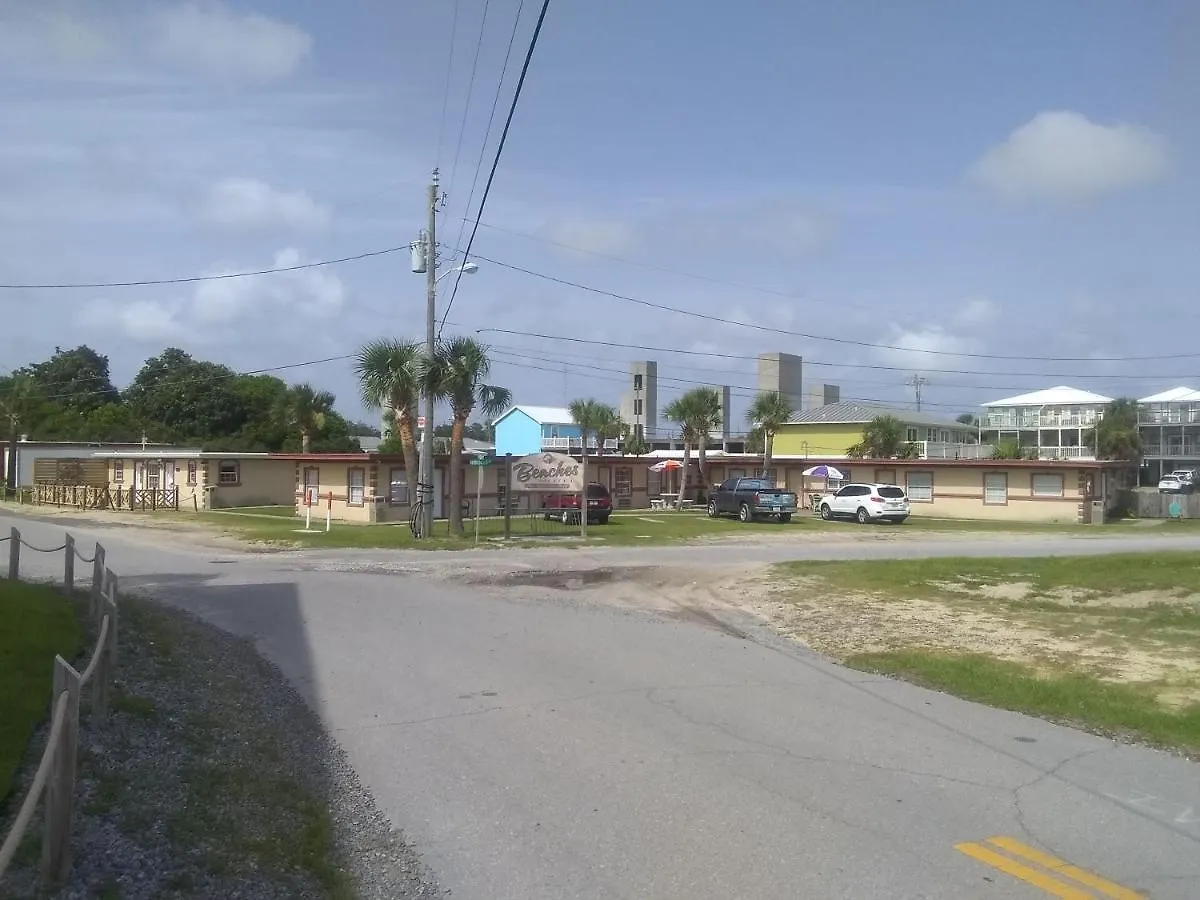 Beaches Motel Panama City Beach 4*,